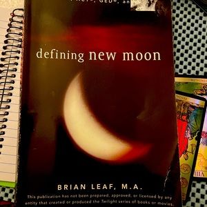 New moon aid vocabulary book